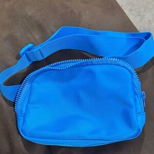 Pink Lily Blue Belt Bag